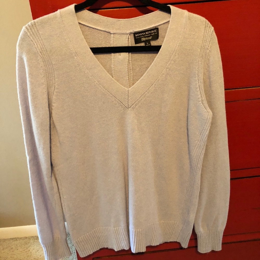 Banana Republic Filpucci sweater. Size Large.